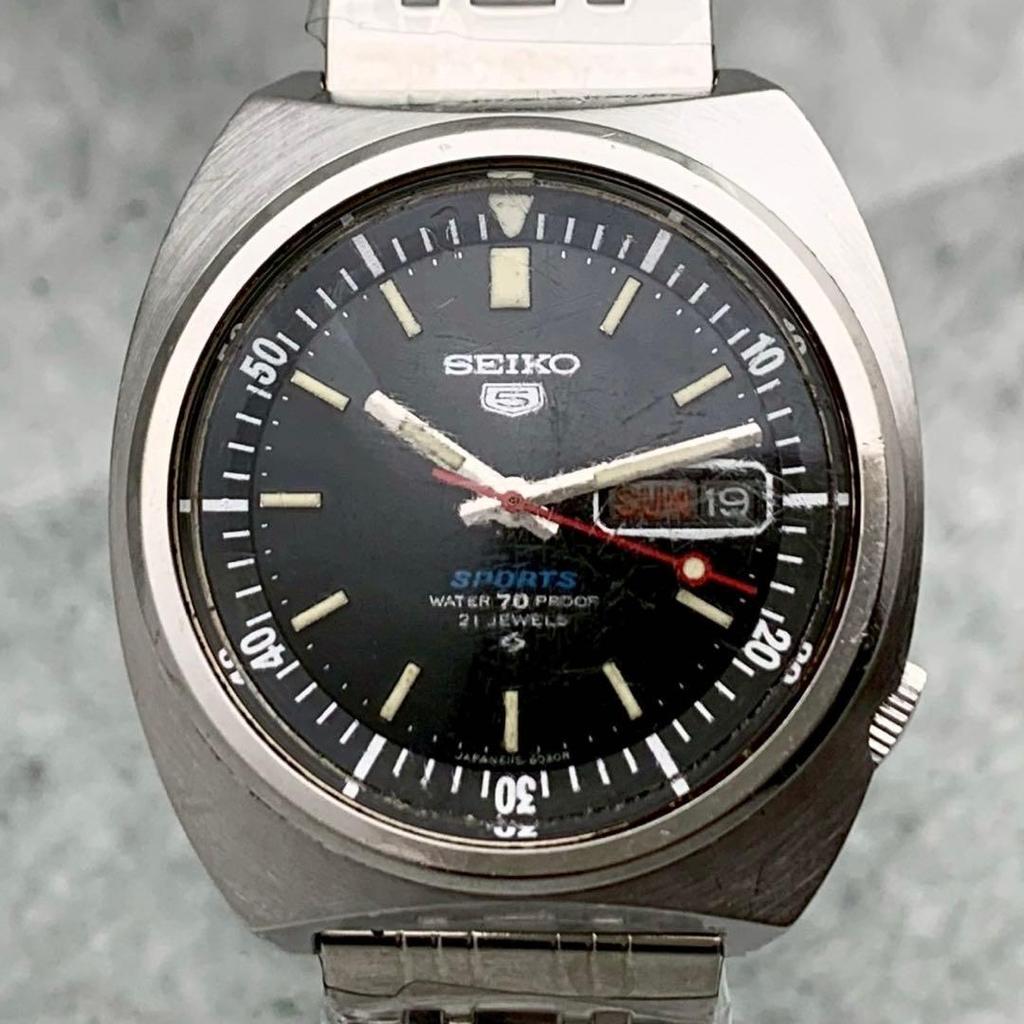 Used 1968 / Automatic / Working Seiko 5 Sports Early Model Red Hand 6119-6020