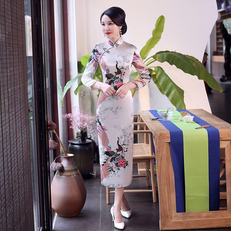 Stil chinezesc cu mâneci trei sferturi Qipao satin cheongsam broderie florală rochie clasică de petrecere de seară de nuntă rochie de damă cu plante mătăsoase