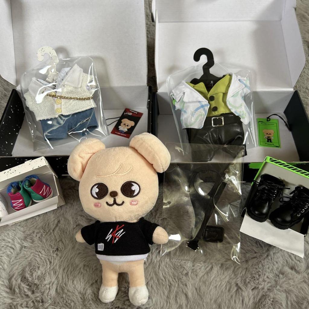 [USED] Discounted Stray Kids Seungmin Papim costume SKZOO plush toy