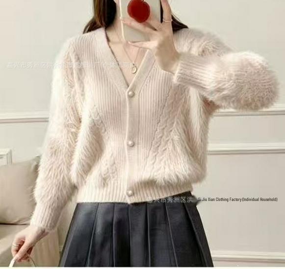 European Faux Mink Fur V-neck Knit Cardigan - Soft, Loose, and Plush for Autumn/Winter 2026