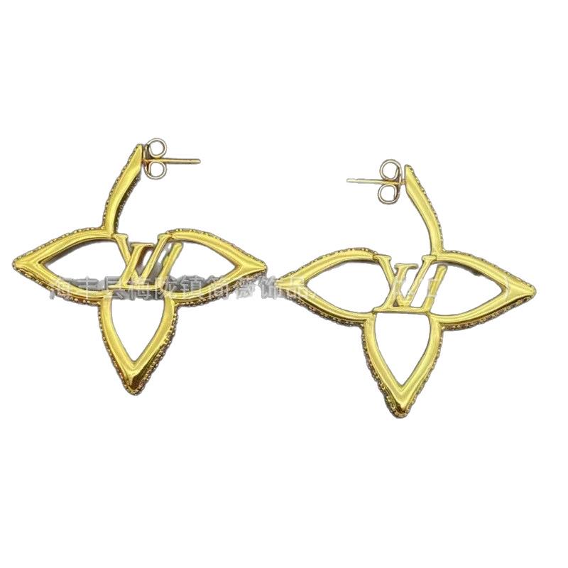 Pink Stone Clover & Diamond Shape Luxury Stud Earrings