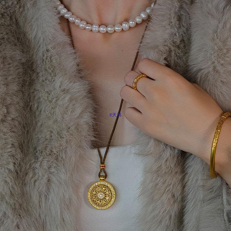 2025 Women's Ancient Gold Eight Treasures Compass Necklace with Braided Rope Chain