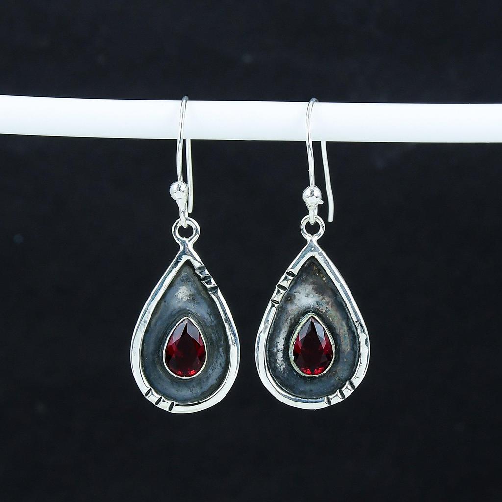 Boucles d'oreilles délicates en grenat rouge, argent sterling 925, bijoux bohèmes faits main, boucles d'oreilles pendantes, cadeau de fête des mères