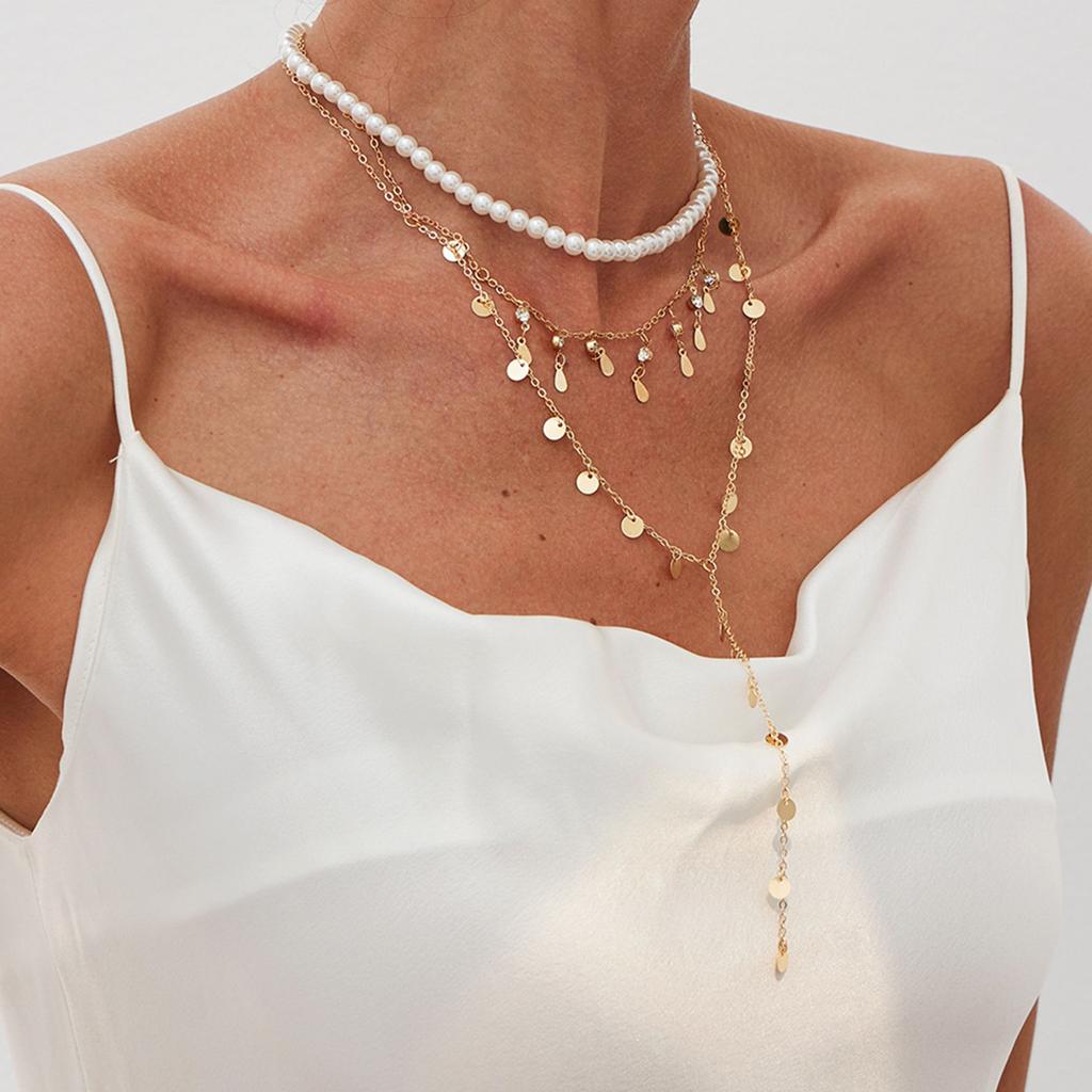 Sweet And Cool Imitation Pearl Beaded Collarbone Necklace, Fashionable Metal Disc Stacked With Chain Necklace For Women