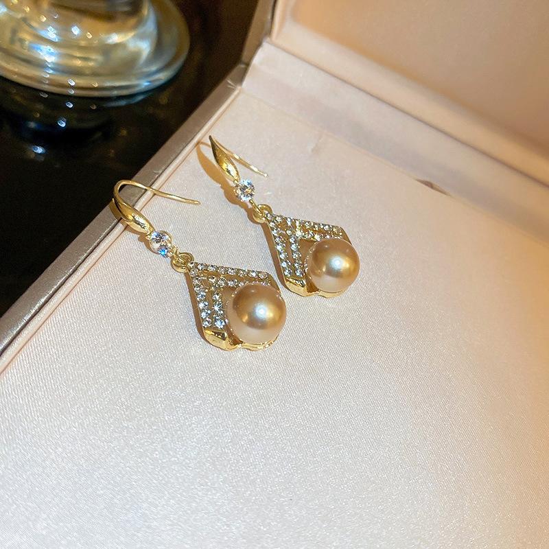 Fashion Luxury Zircon Pearl Dangle Earrings Women Wedding Party Gifts Earring Women Pierced Ears Popular Products