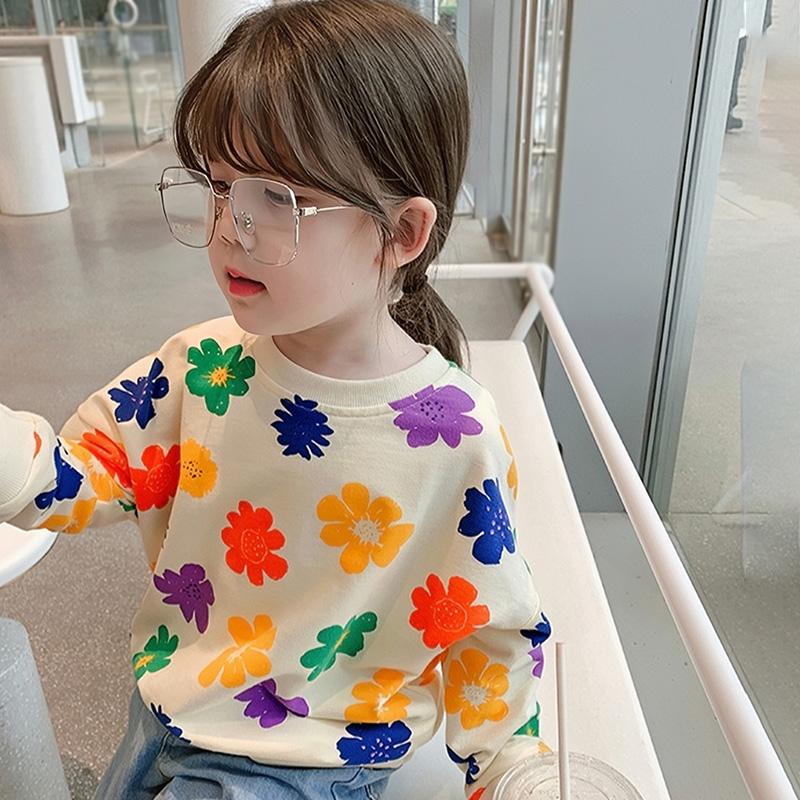 Blusa infantil de manga comprida com decote redondo e gola redonda para meninas