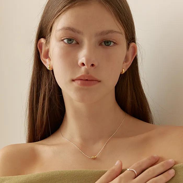 [Silver925] Oval Two-tone Twisted Chain Necklace