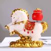 Pferdfigur im chinesischen Stil Harz Tierkreisornamente Niedliches Neujahrsmaskottchen Miniatur Bücherregal