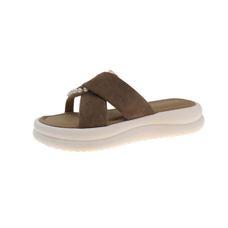 

Muffin platform slippers female new Guochao pearl cross fashion outer wear fairy style word with skirt beach cool slippers 40