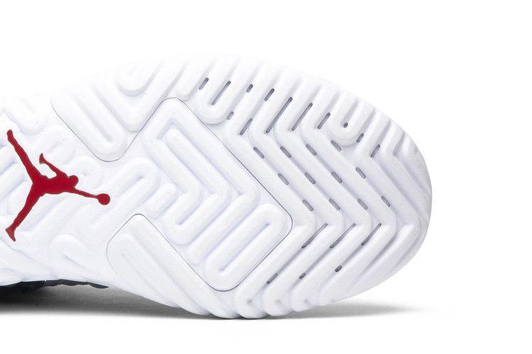 Jordan Apex Utility Flight Utility