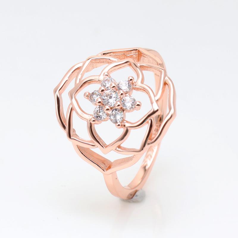 Rose Gold Petal Couple Ring: Fashionable European-American Rose Flower Hollow Design Size 52 розового золота
