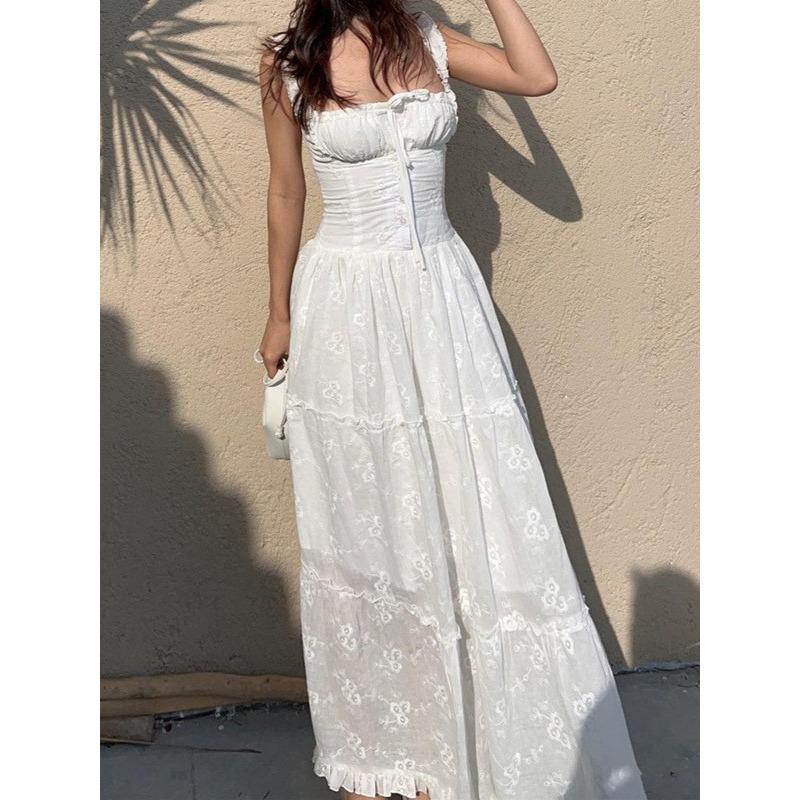 French Sweet and Pure Temperament Dress Winter New Fashion Square Collar Slim Lazy Holiday Dress