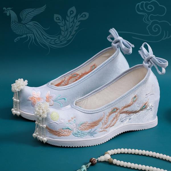 Fashion Shoes Woman 2025 Female Footwear Fringe Clogs Platform Increas Height Autumn Pearl Decorateion New Dress Summer Tassel Creepers