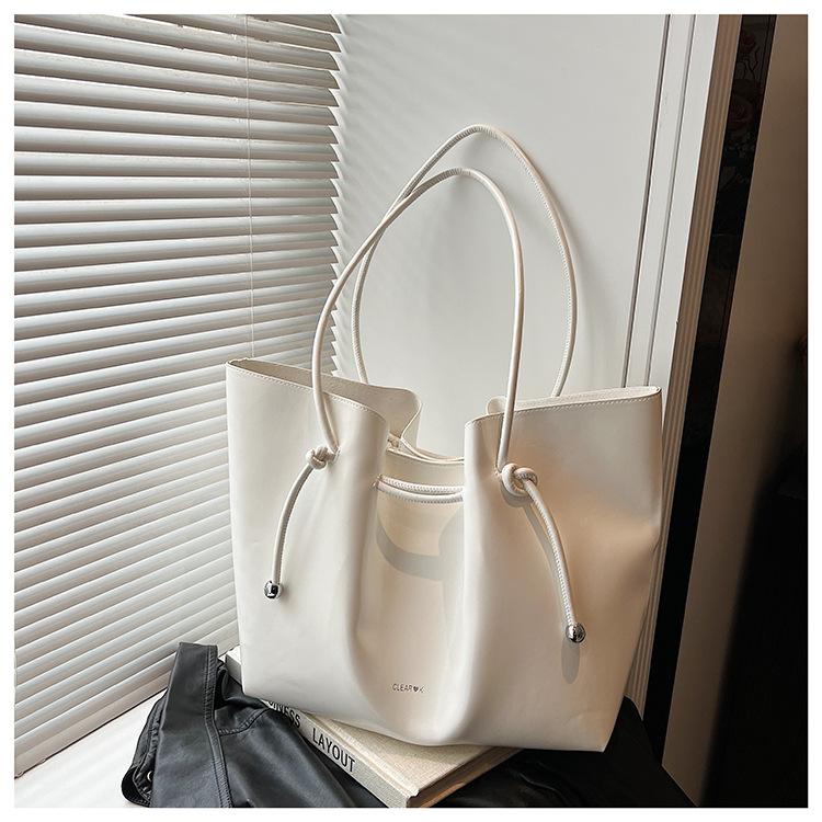 Lazy Retro Commuter Large-capacity Tote Bag Women's New Handbag Spring and Summer Versatile Shoulder Trendy Bag