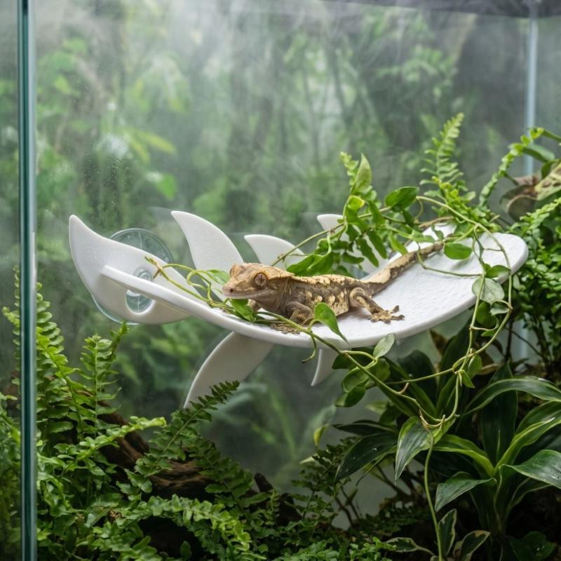 Amphibian Resting Simulated Leaf Lizard Habitat Decoration with Suction Cup for Gecko Frog Small Reptile Tank Use