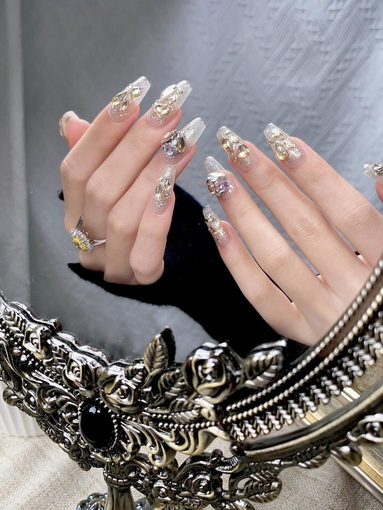 Handmade Aurora Crystal Nail Art For Women Sparkling Starry Sky Design