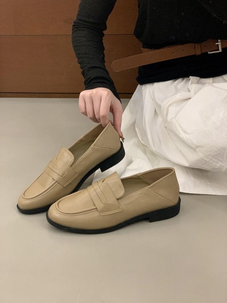 THEDOUDOU retro versatile small leather shoes women's British style 2025 Korean version student low-heeled fashion loafers