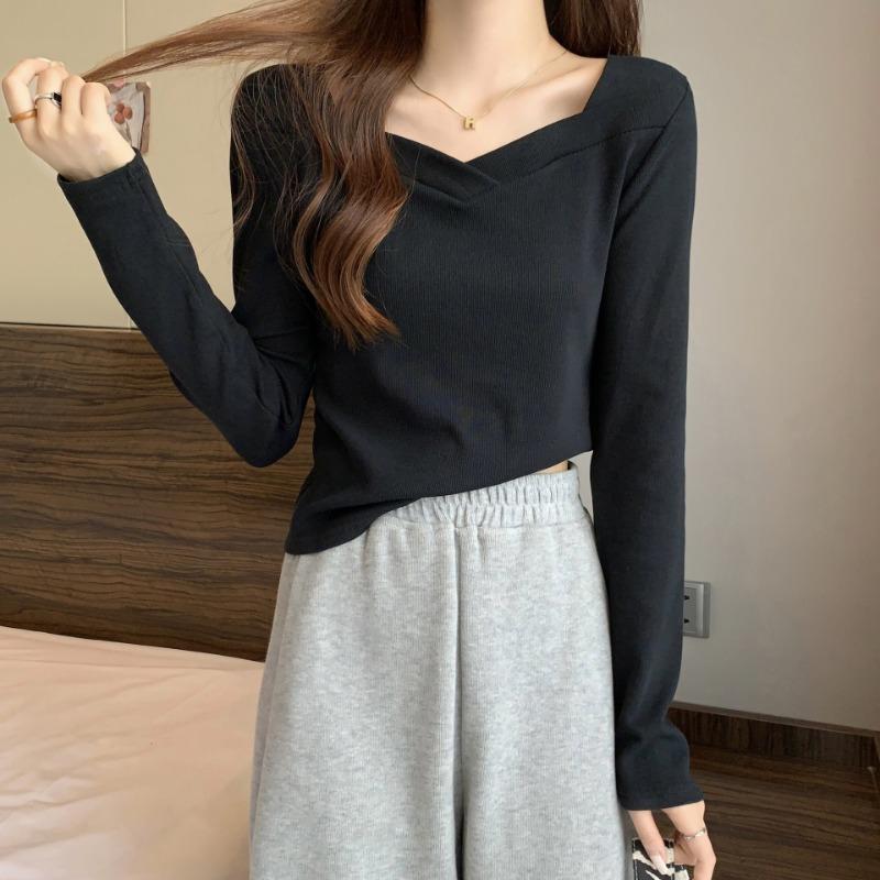 V-neck Long Sleeved T-shirt Slim Fit with Fleece Top