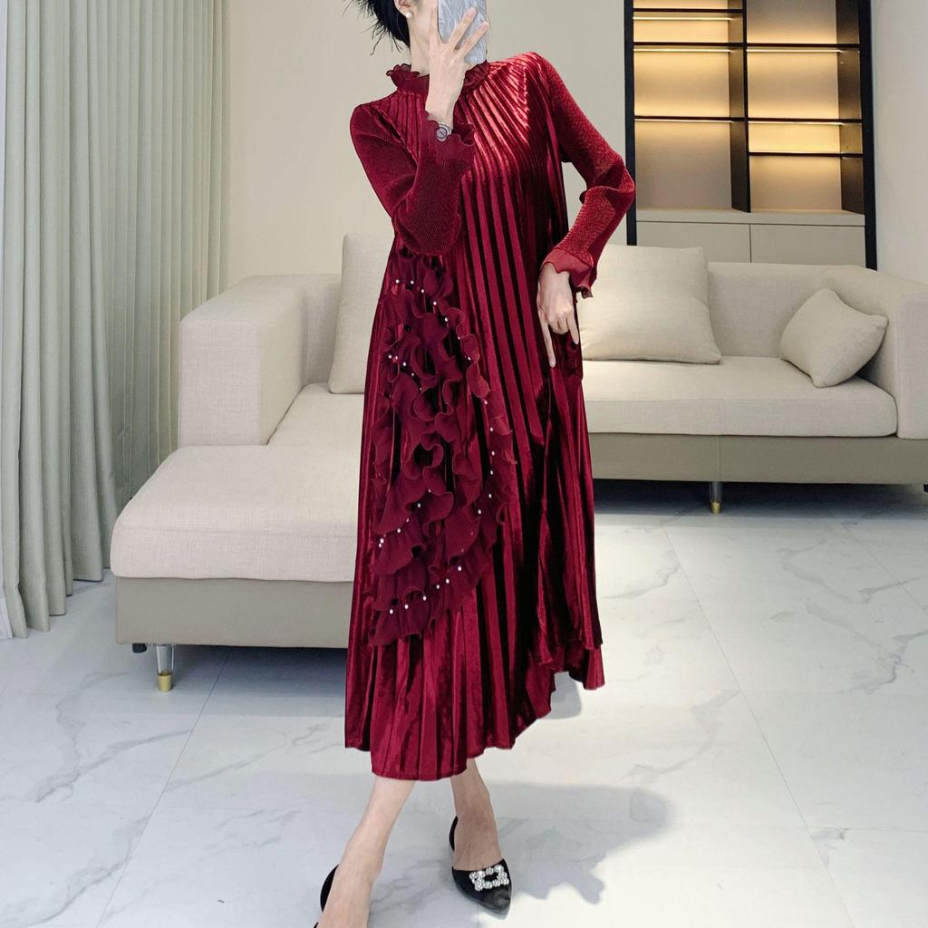 Elegantes Übergrößen-High-End-Samtkleid mit schwerer Perlenstickerei und Stickerei