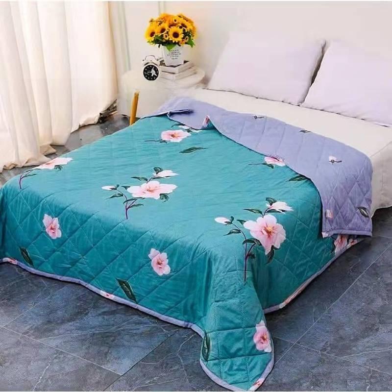 Printing Flower Breathable Cotton Blended Summer Blanket For Comfort Indoor