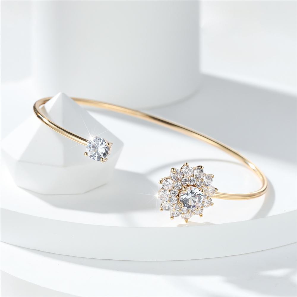 

Crystal Fashion White Zircon Stone Sunflower Bangle Bracelets For Women Trendy Gold Color Bracelet Wedding