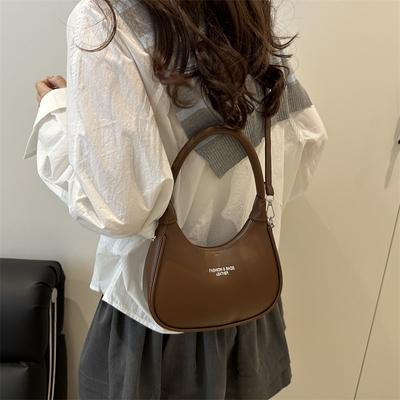 New Portable Crescent Bag Women's Fashion Sense Armpit Bag Casual Simple Commuter Shoulder Women's Bag