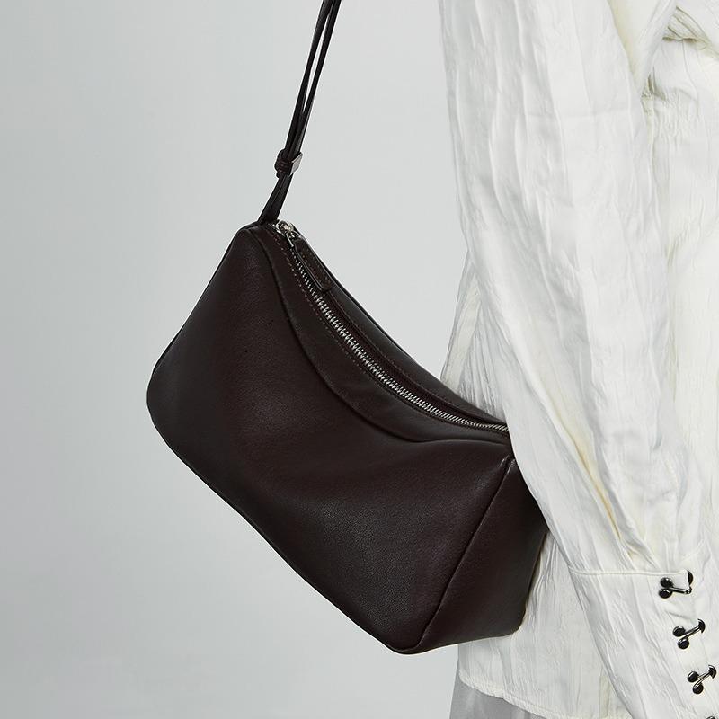 Leather Women's Bag Underarm Light One Shoulder Crossbody European Bag Small Fresh Versatile Mobile Phone Shopping Solid Color Soft Women's Bag