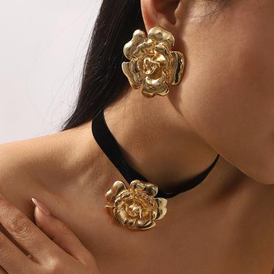European and American Retro Alloy Flower Jewelry Set, Temperament Exaggerated Flower Earrings Necklace Ring Bracelet