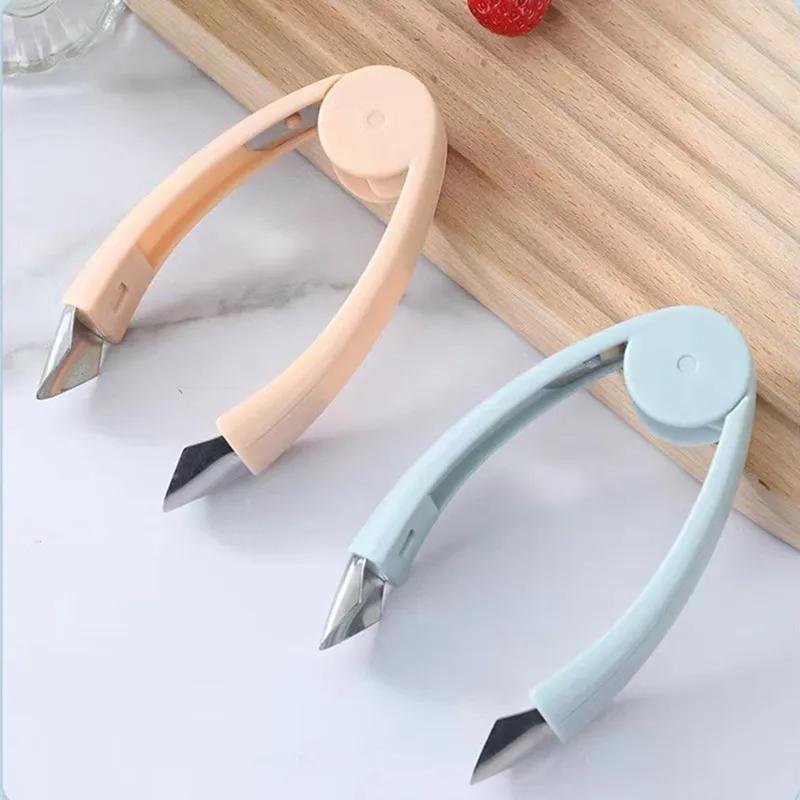 2pc Strawberry Pineapple Eye Peeler Fruit and Vegetable Practical Seed Remover Clip Fruit Tools Kitchen Steel Gadgets