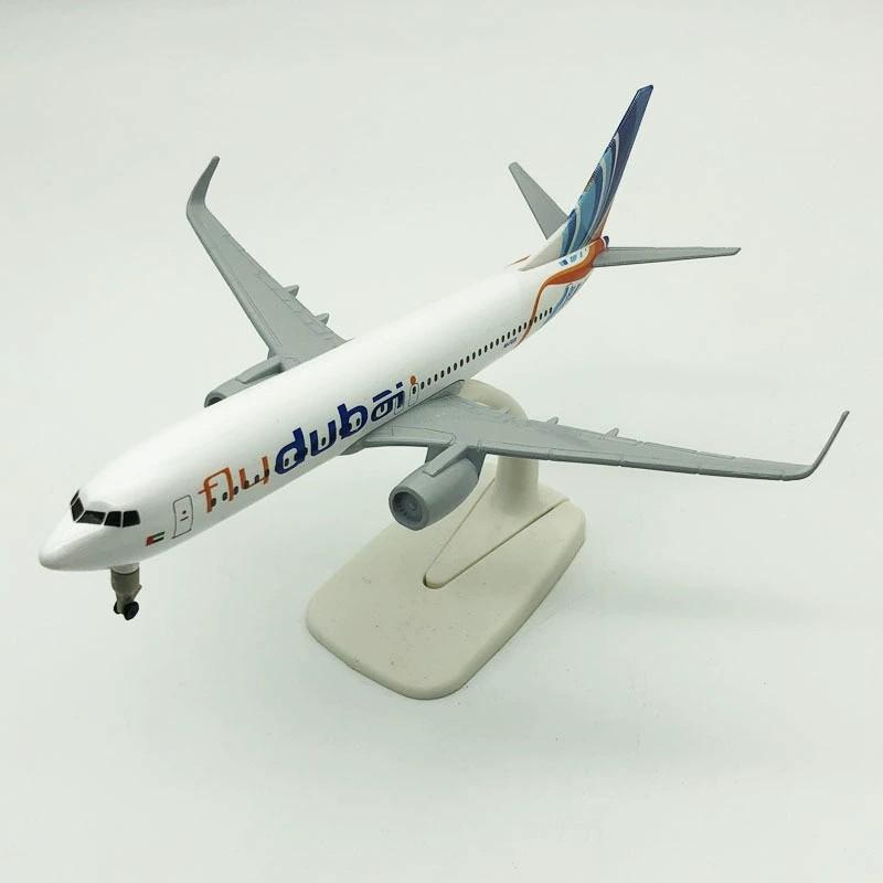 B737 Dubai Airways 20cm Diecast Alloy Airplane With Wheel & Stand Aircraft Model Collection for Aviation Enthusiast Gift