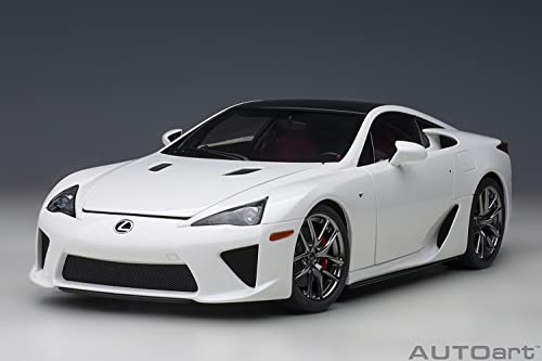 AUTOart 1/18 Scale Lexus LFA (Whitest White/Black Carbon Fiber) Finished Product