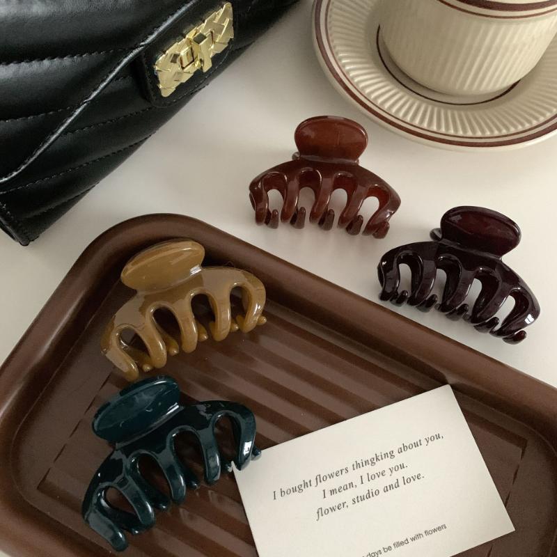 Fashion Women Hair Claw Elegant Colorful Solid Color Claw Clip Girls Hair Barrettes 7cm Hair Clips Hair Accessories  New