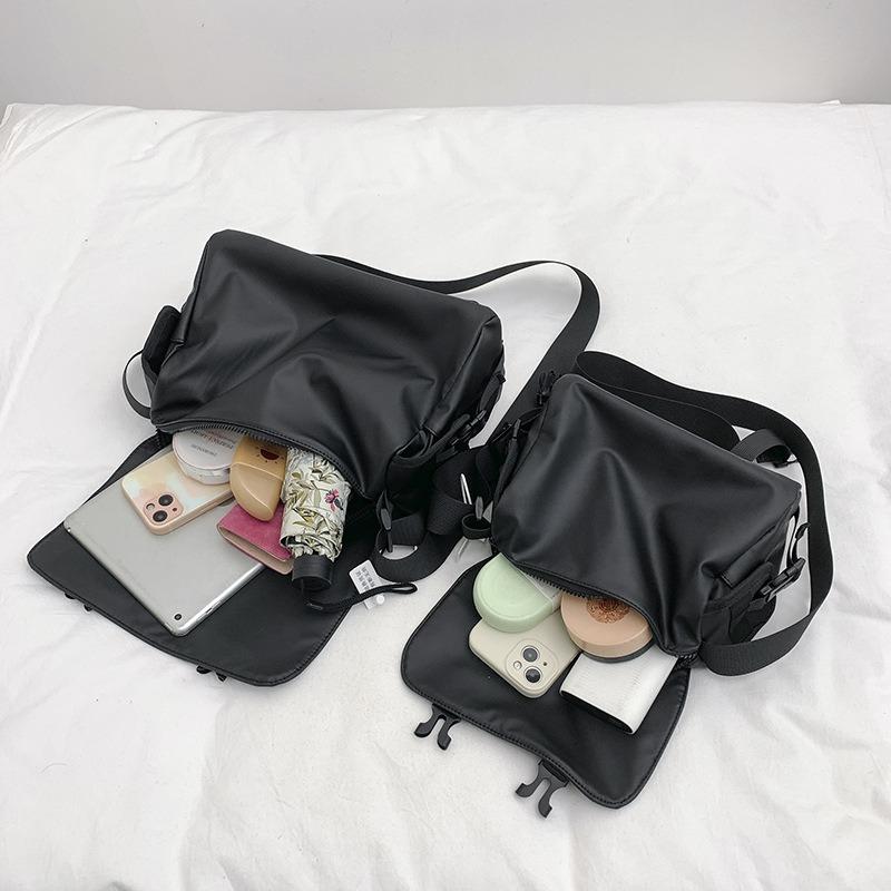 Personalized trendy brand mailman bag tooling wind tote bag simple versatile shoulder bag large capacity sports and leisure messenger bag