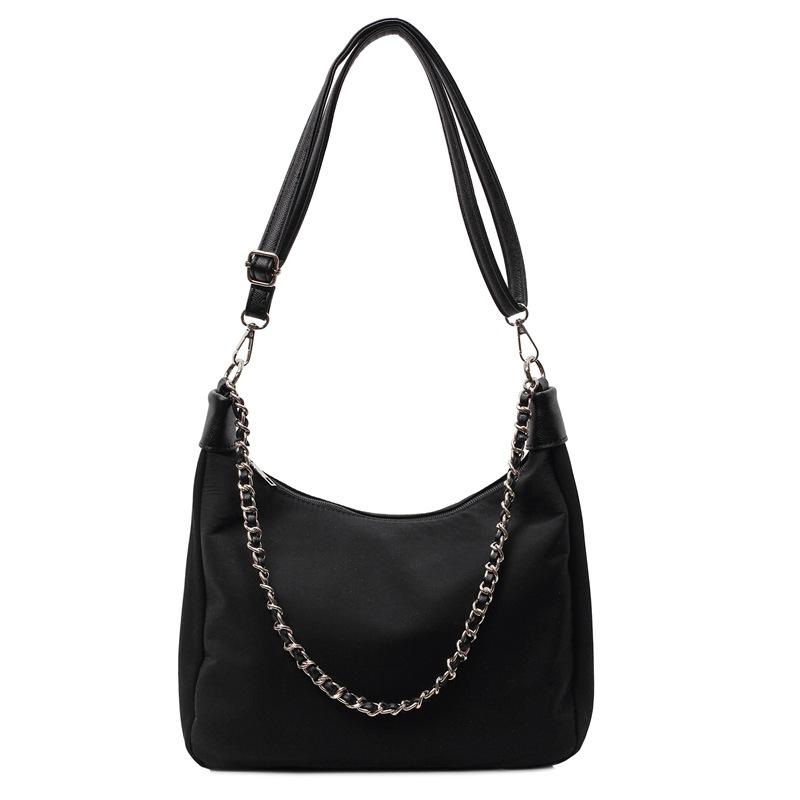Wholesale new products simple and lightweight versatile chain underarm tote bag women's commuting versatile casual messenger bag
