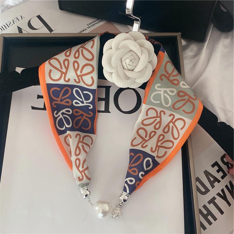 New Luxury Design Magnetic Pearls Button Silk Scarf Women Summer Neck Ornament Silk Scarves Lady Shirt Sunscreen Decoration Gift