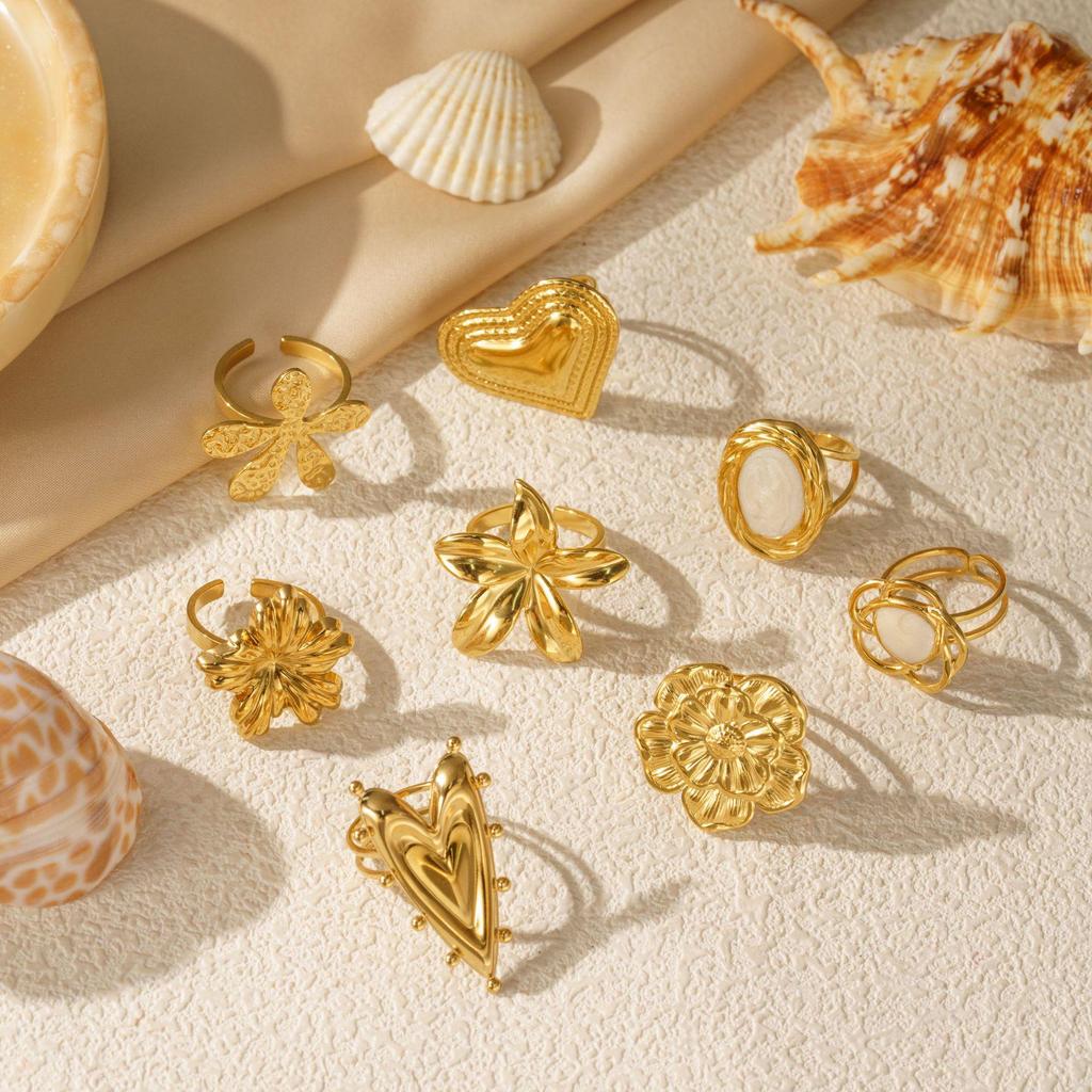 European & American Fashion Stainless Steel Flower Ring, 18k Gold-Plated Open Adjustable Jewelry