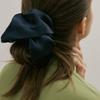 AVVINA PELLE Silk Scrunchie (L) - Navy