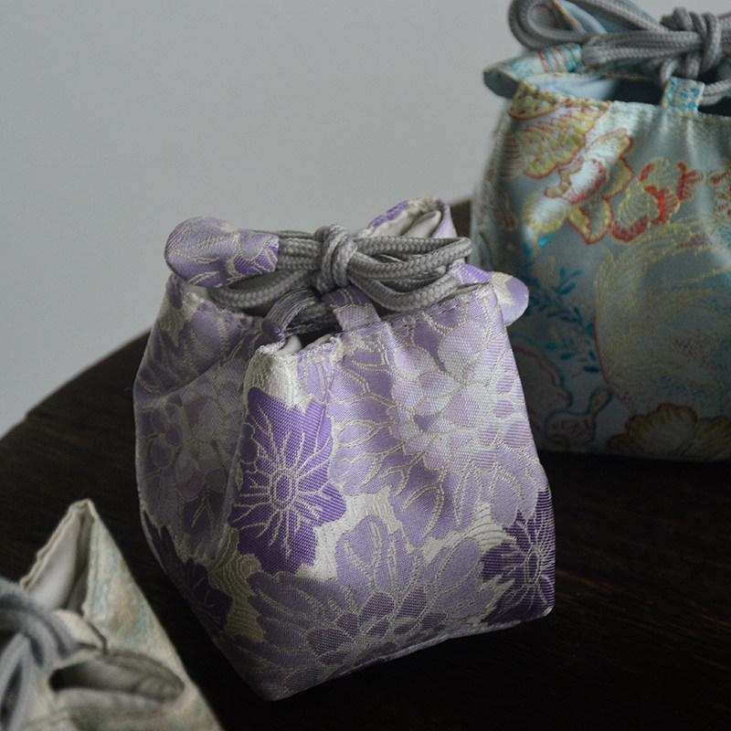 Čínská brokátová taška na čajovou soupravu Víčko na konvičku Miska Ochranná látková taška do exteriéru Jednoduchý hrnek na čaj Silná kapsa na svazek 8x9cm