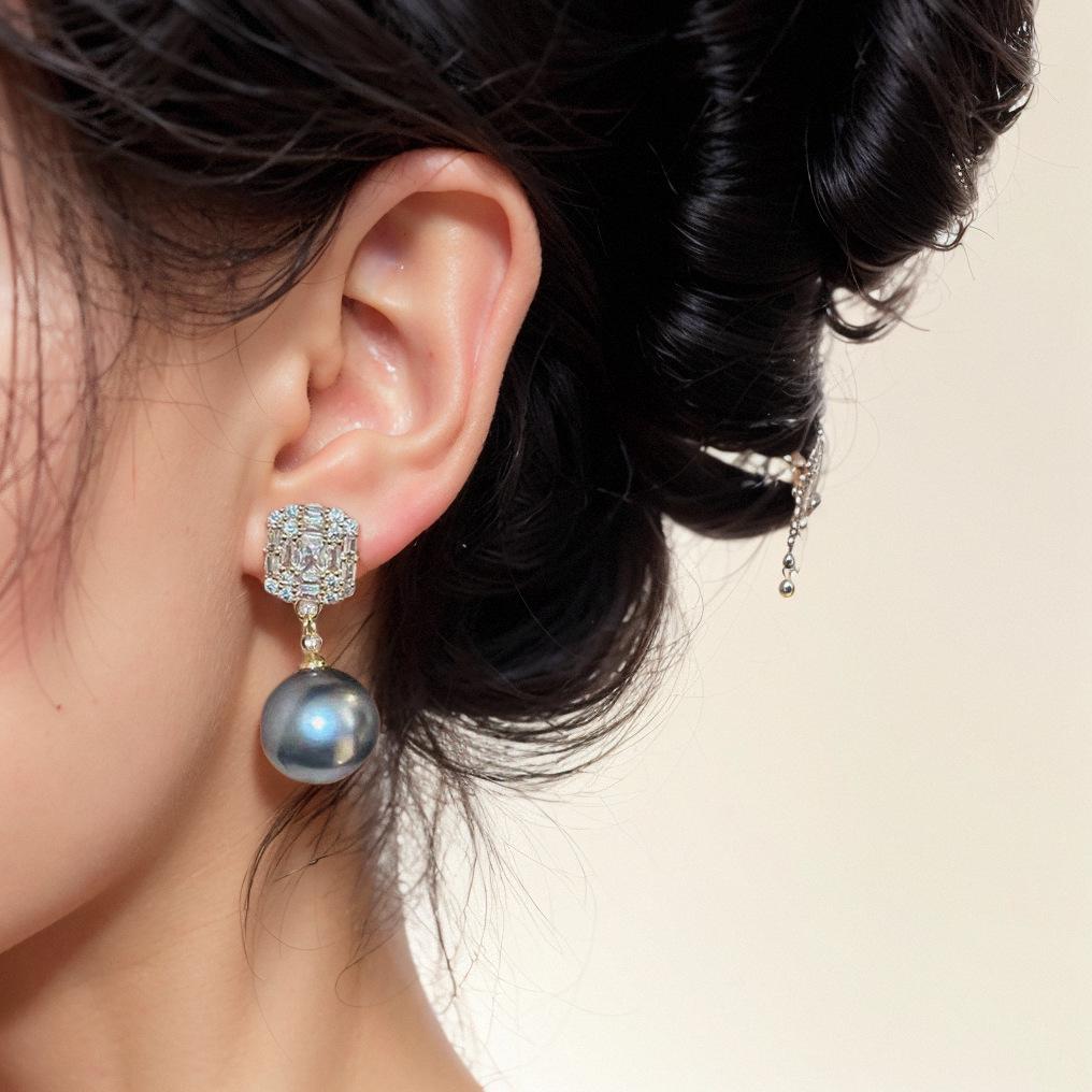 Exquisite Korean Light Luxury Square Pearl Drop Earrings