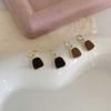 Niche Minimalist Black Geometric Stud Earrings - Exquisite, Fashionable, Versatile Ear Accessories