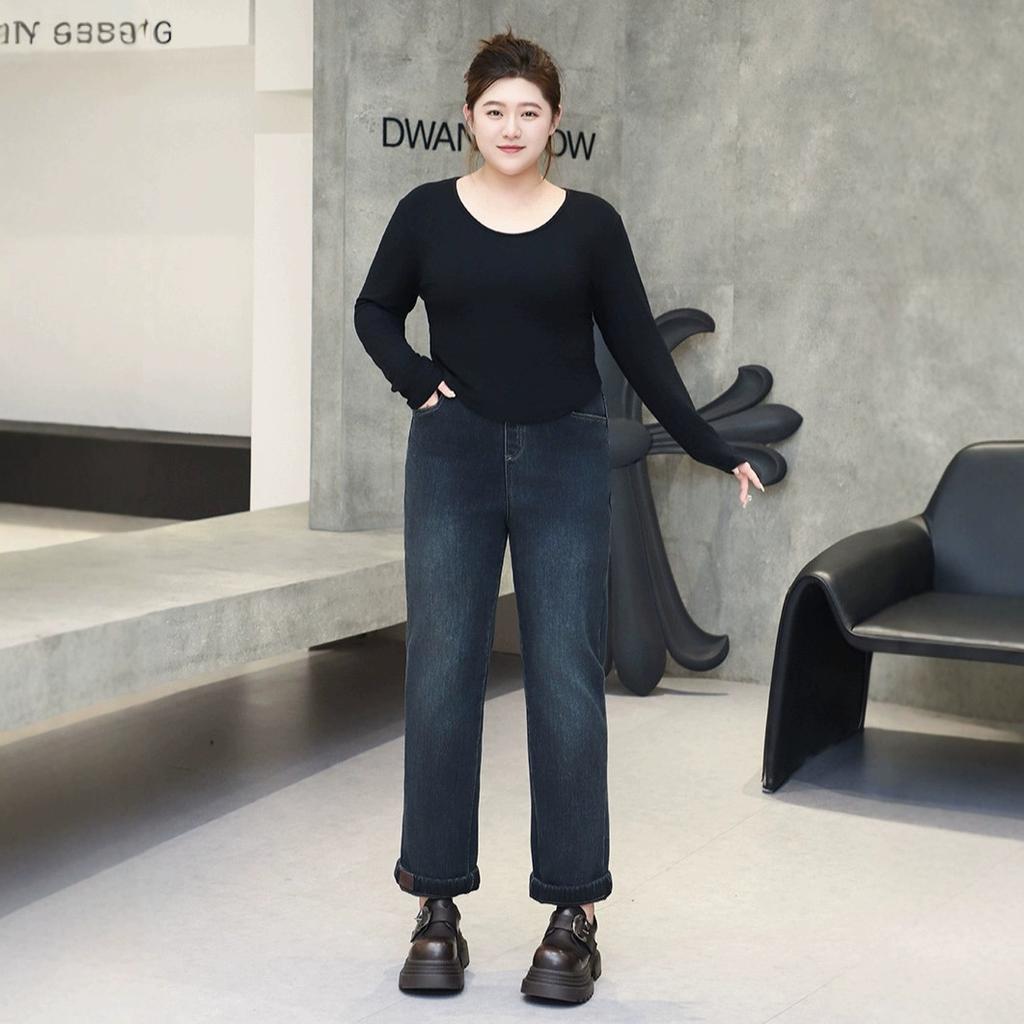 Plus Size Fleece Lined Straight Leg Jeans Women High Waist Warm Denim Pants