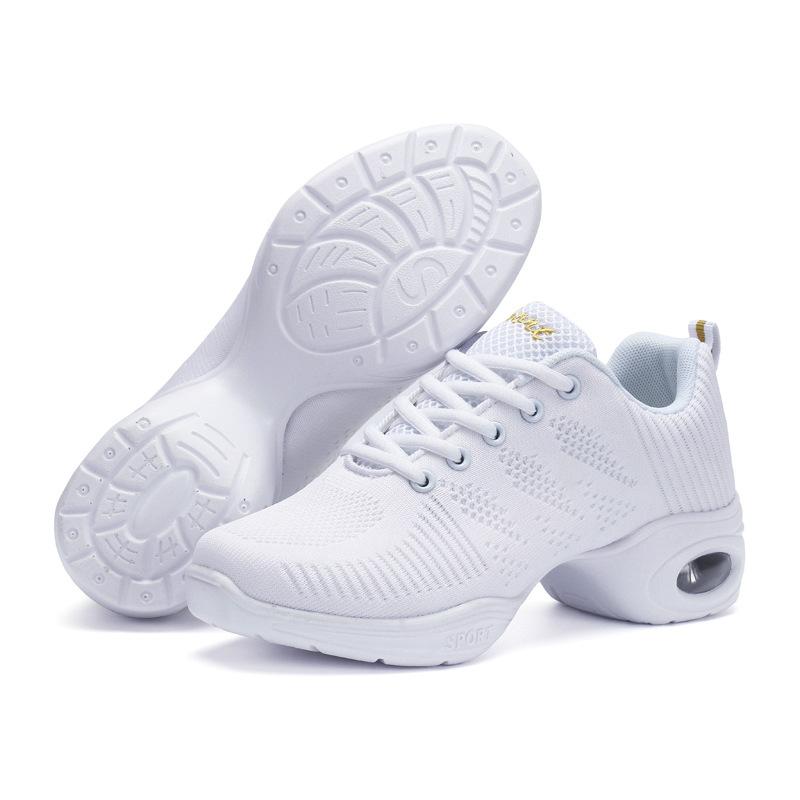 Four seasons mesh breathable square dancing shoes soft sole light yoga fitness shoes jumping shoes jazz dance shoes new