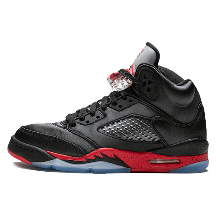 

Новые Jordan 5 Retro Satin Bred GS 440888-006 36