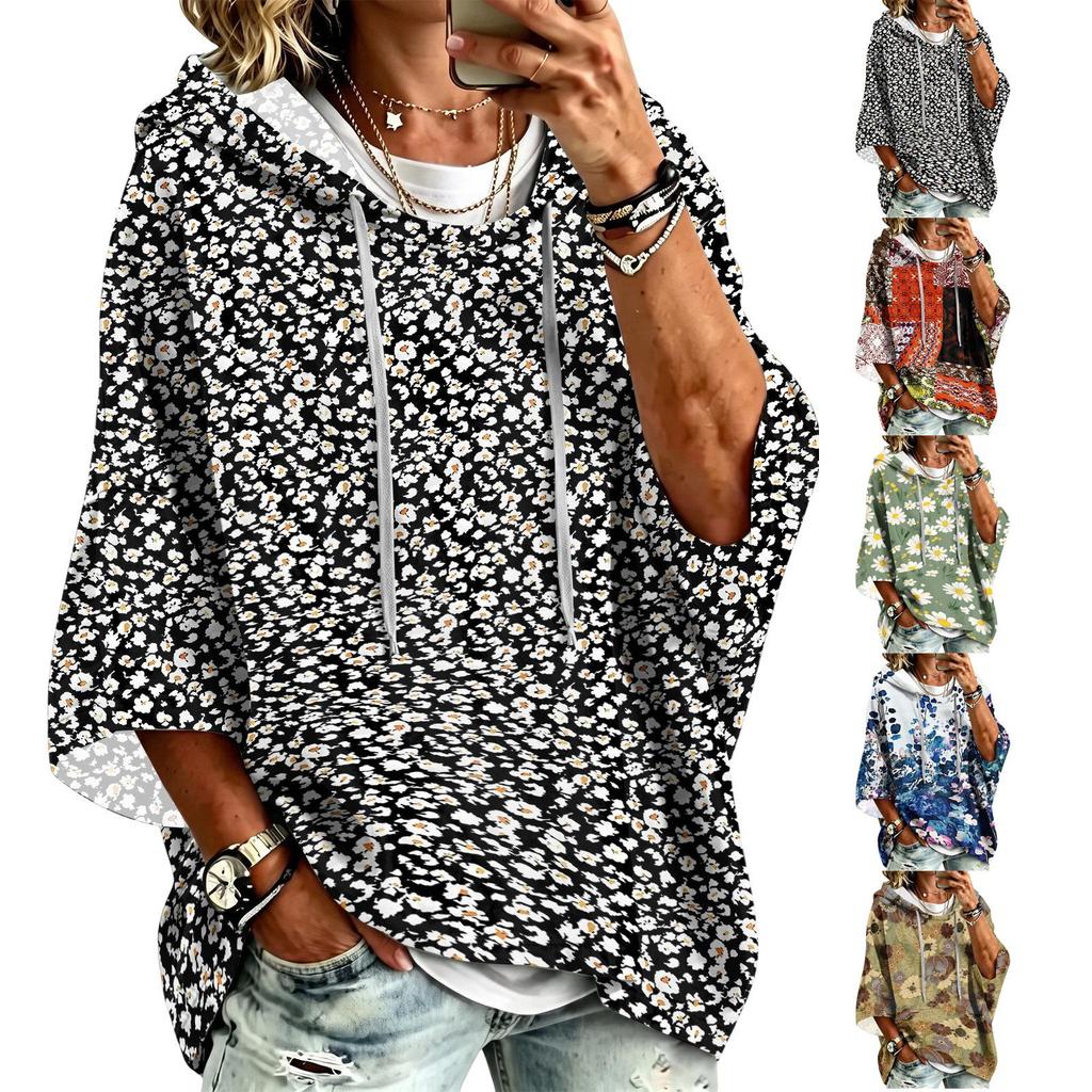 Women's Vintage Floral Print Hooded Pullover Top with Three-Quarter Sleeves for Casual Daily Wear