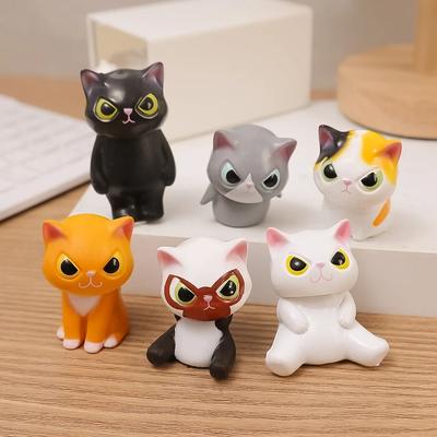 6 kaukė katės gyvūnas, pozuojantis kaip kostiumas su galvos kostiumu, apsirengęs Shiba Inu jūrų kiaulytės rankomis Kūrybingi animacinių filmų dekoravimo žaislai