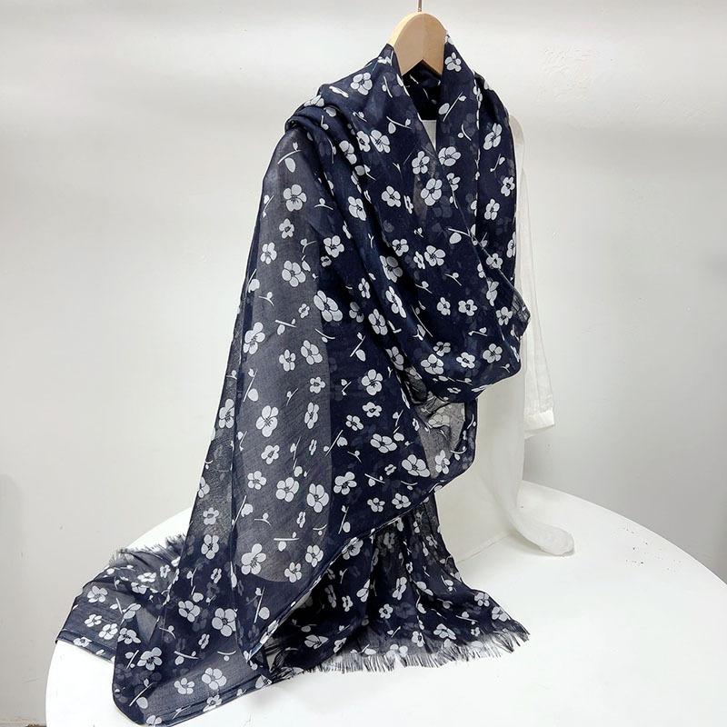 Spring and Autumn Neck Protection Summer Sunscreen Lightweight Soft Printed Scarf