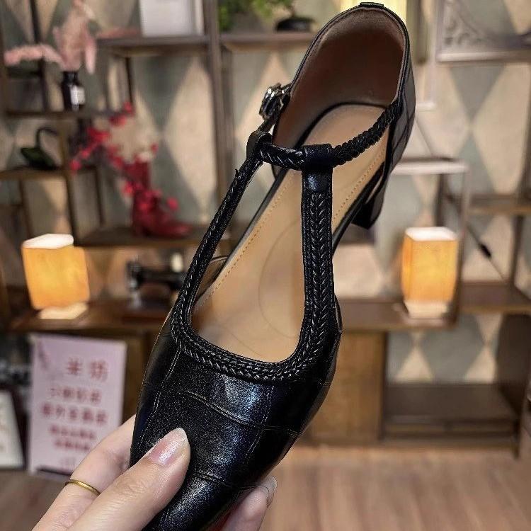 

Легкая роскошь нишевые ретро весна новые женские туфли сандалии носить внешняя торговля остроносые туфли-лодочки 41 чёрный