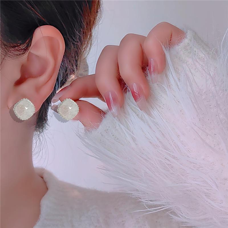 Silver Needle Rhinestone Opal Earrings Versatile Small Gradual Change Stud Earrings Advanced Sense Simple Geometric Earrings Women
