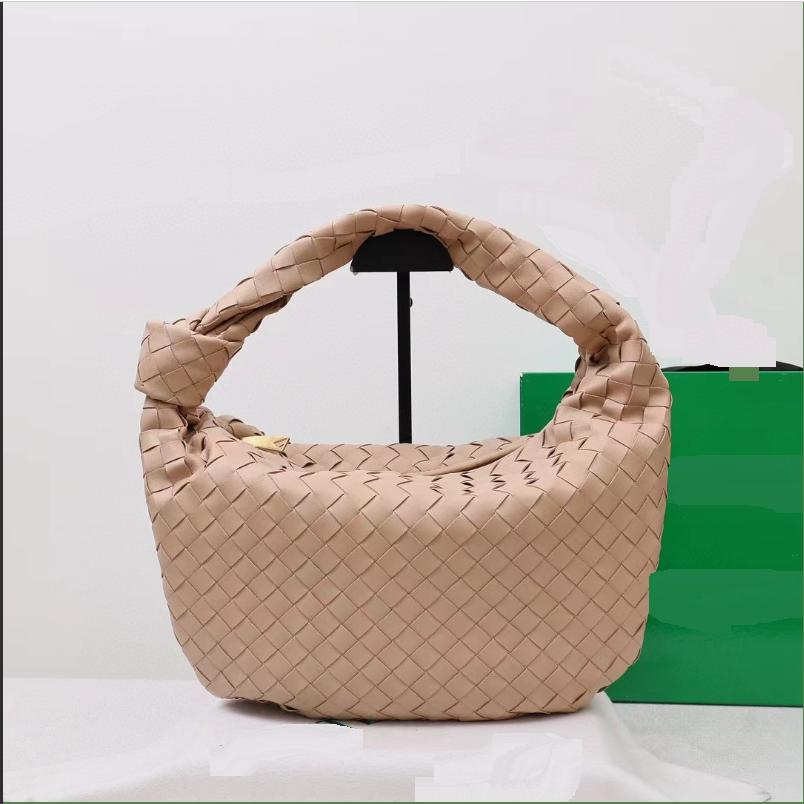 New Woven BV Hornbag Knot Handbag Compact And Lightweight Available In Large Sizes