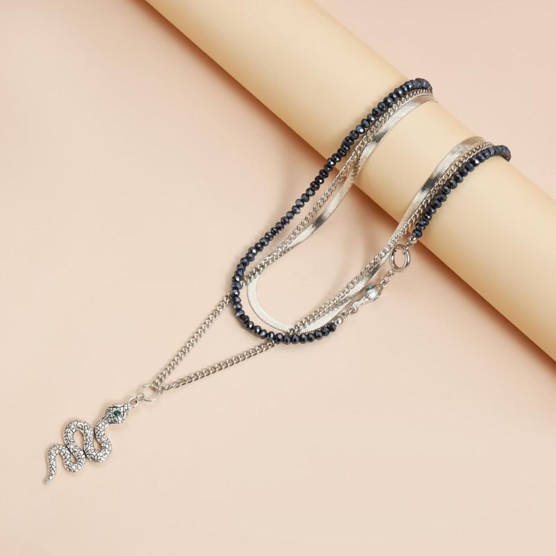 Serpentine Pendant Layering Necklace With Elegant Curved Design For Stackable Fashion Accessory Comfortable Lightweight Wear